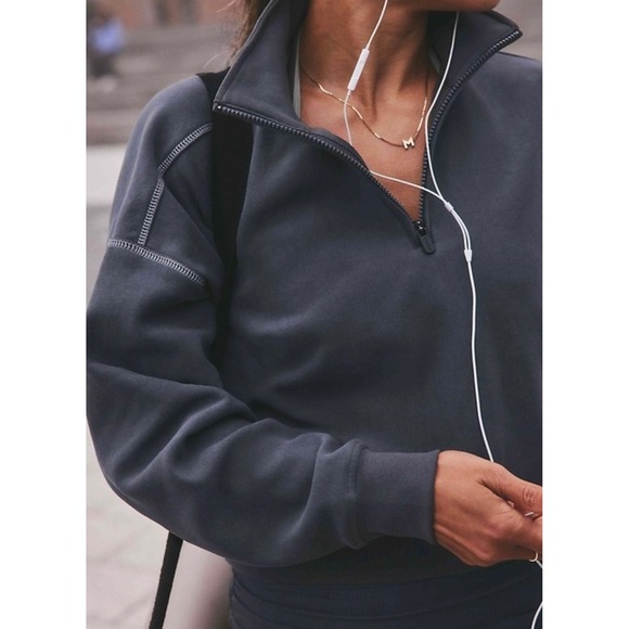 Athleta Tops - NWOT Women's Athleta Forever Fleece 1/2 Zip Sweatshirt Gray Oversized Grunge XL
